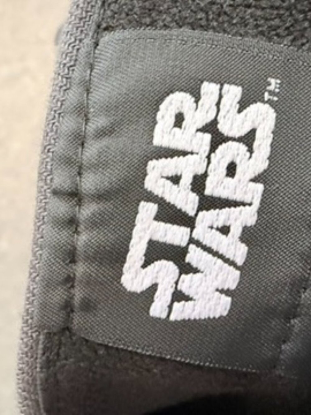Star Wars Gray & Black Snapback Cap – One Size - Picture 8 of 8